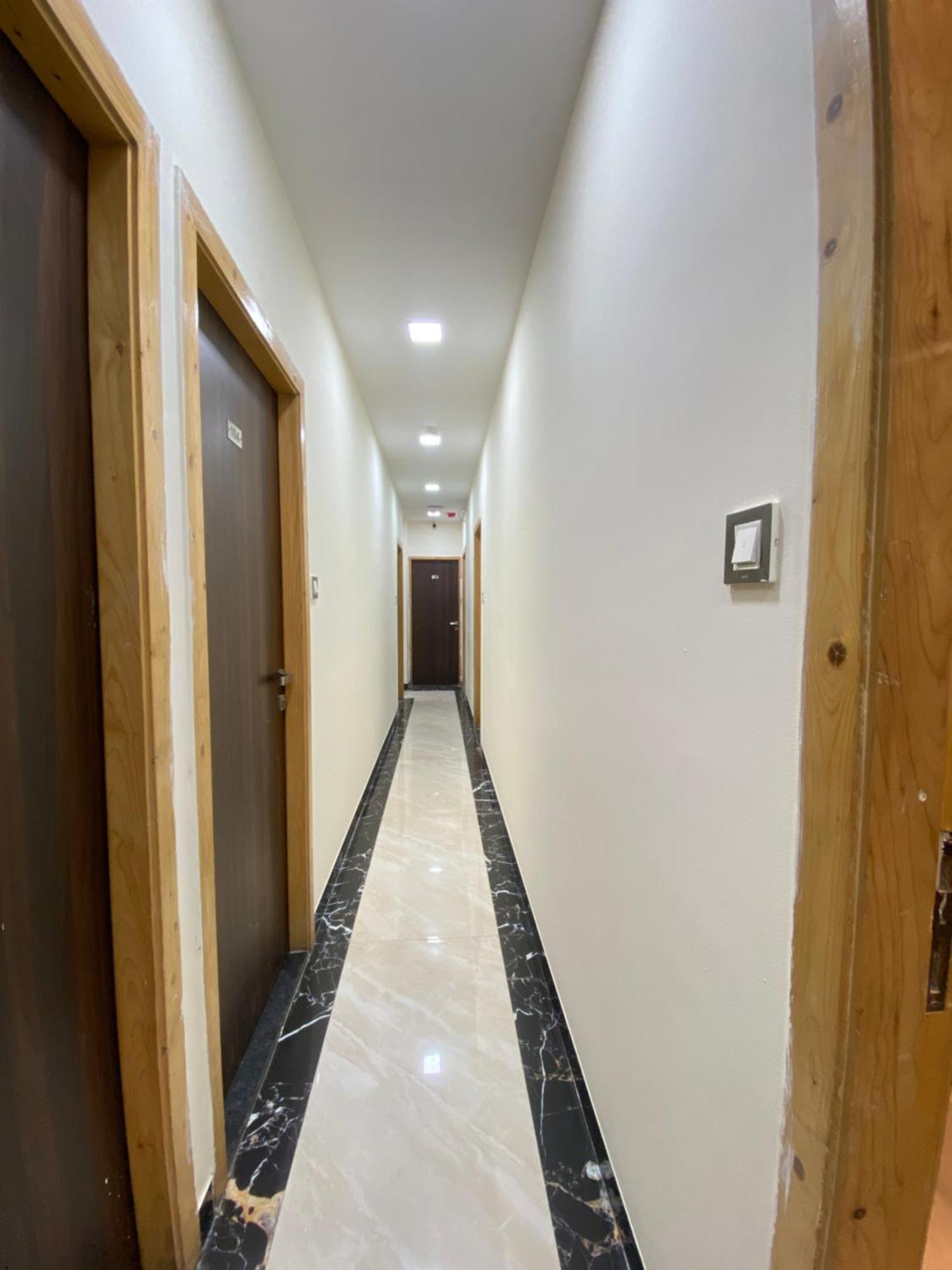 Hotel Blue Wellington - Near Mumbai Airport Luaran gambar