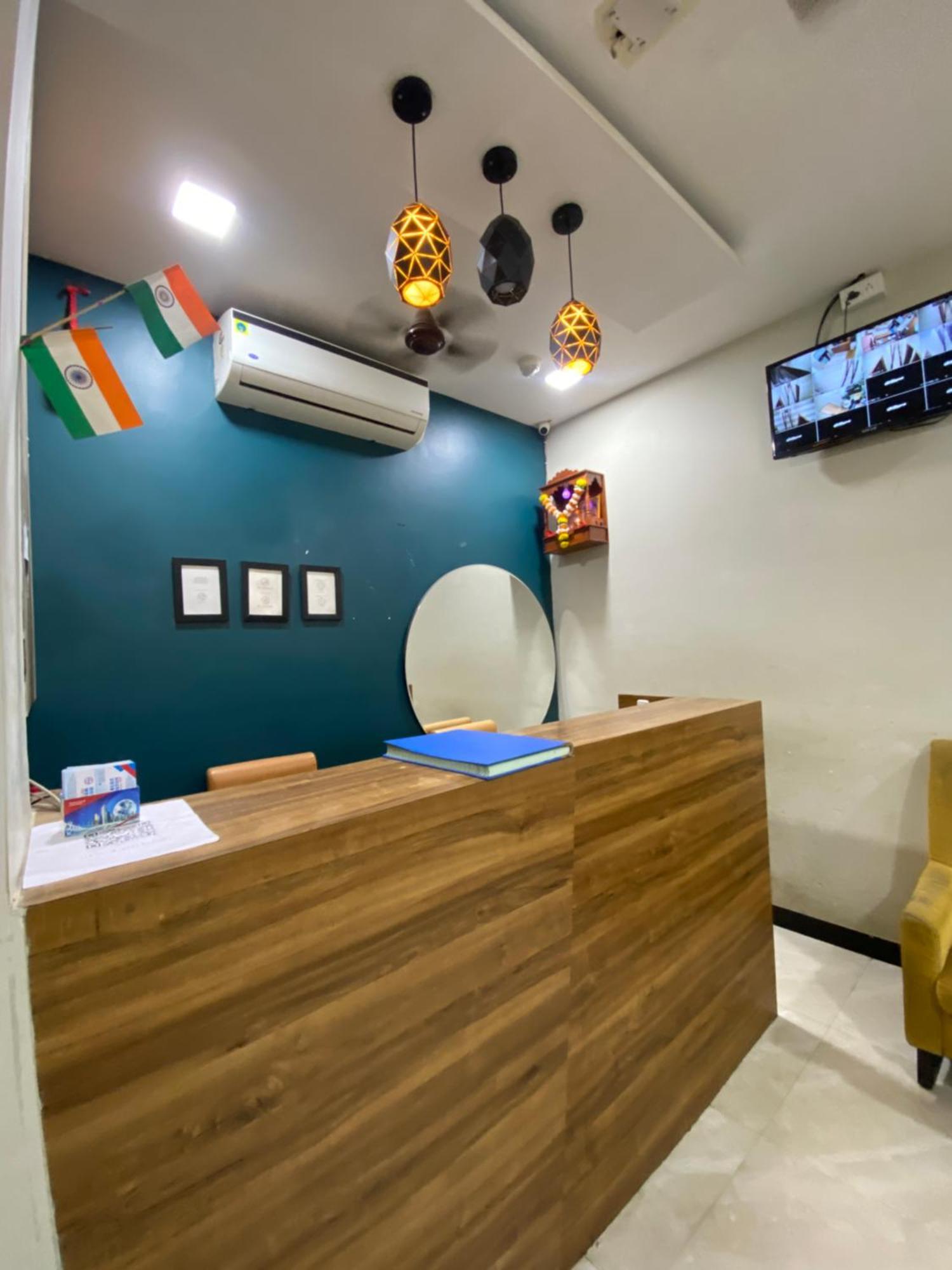 Hotel Blue Wellington - Near Mumbai Airport Luaran gambar
